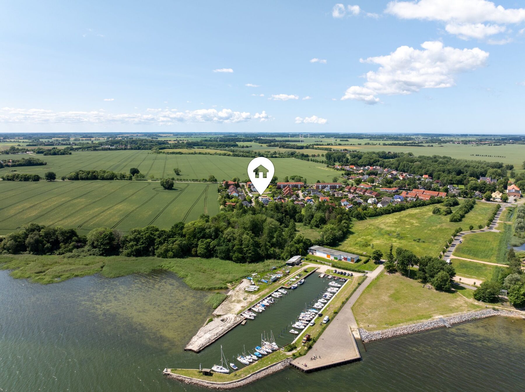 Hafen von Parow am Strelasund aus der Luft